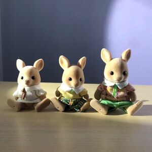 Calico critters set of 3 kangaroo
